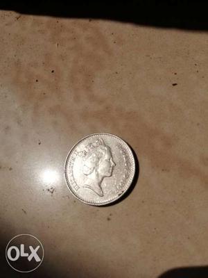 Elizabeth coin 10 pence 