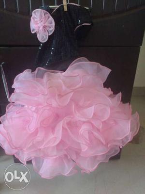 Pink And black Floral Sweetheart Neckline Dress