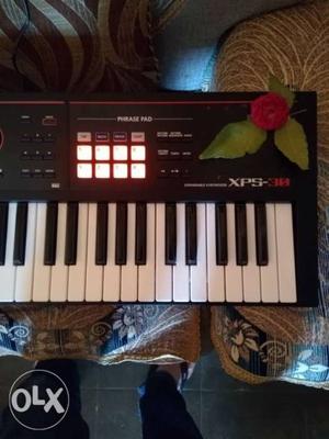 Roland xps 30 excellent condition in warranty and