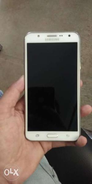 Samsung Galaxy j7 new condition with bill box