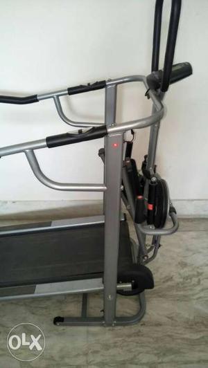 This cardio machine is very good condition