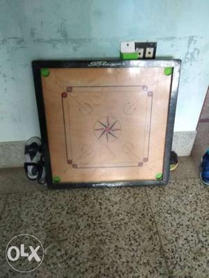1 years old round hole carrom