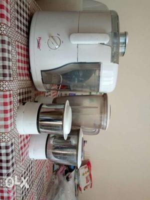 2 yrs old prestige mixer juicer grinder just like new