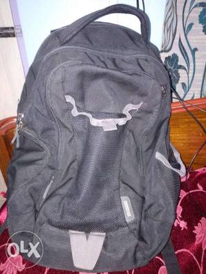 American Tourister Black Backpack in excellent