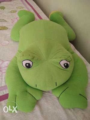 Big very cute frog soft toy for sale... No wear n