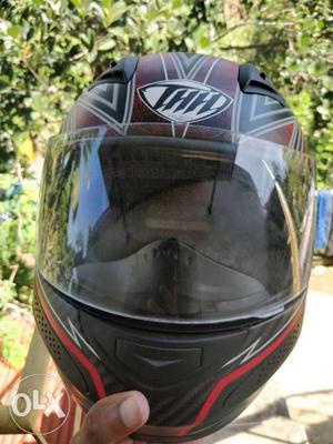 Black And Red THH Full-face Helmet