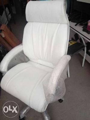 Brand New Fresh Boss Chair Revolving Adjustable