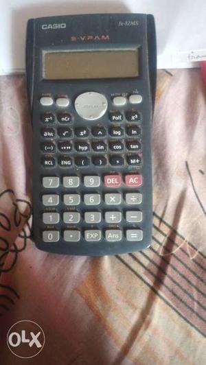 Casio scientific calculator.. Fx 82ms... Ok condition and
