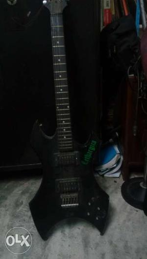 Custom made guitar. With ibanez pickups)