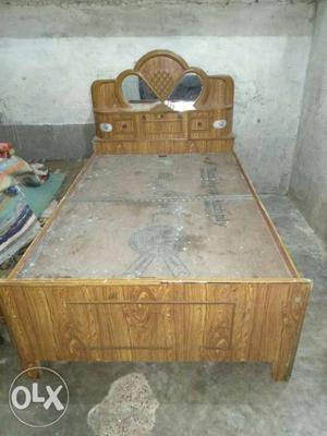 Diwan bed new condition heavy weight
