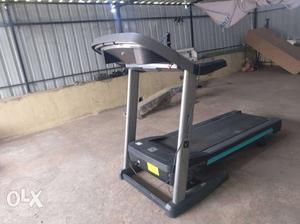 Domyos Run pro treadmill with 3hp motor,