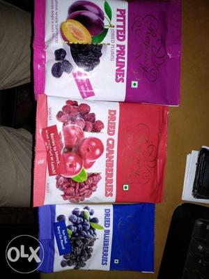 Dry fruits wholesale berries pack