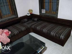 Sofa corner 9 seater good condition sell