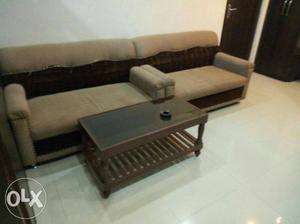 Sofa set 2+2 seater for sell Only six month old