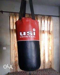 Usi Punching bag with chain and it's in good condition
