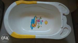 Bath tub for babies, 3 years old