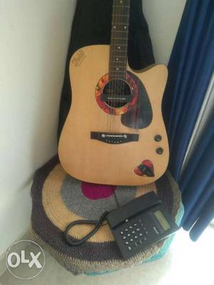 Guitar with bag and new set of strings 4yrs old