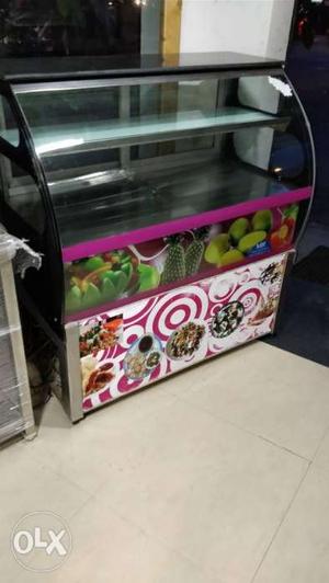 Juice counter, ice cream counter, pastry