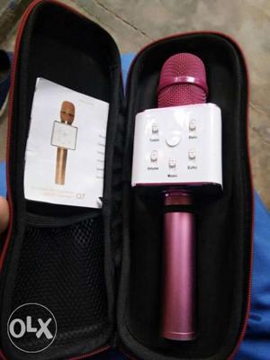 Mic Q7 hand mic Bluetooth speaker