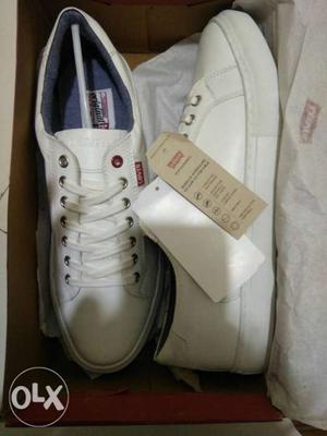 Pair Of White Low-top Sneakers In Box