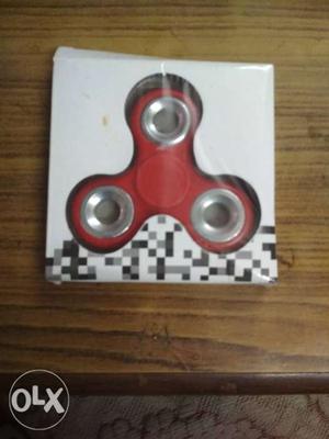 Red 3-blade Fidget Spinner Box