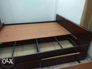 Stylespa King size bed with box but without mattress