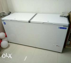 White color deep fridge 500 litre 3 month use for sell