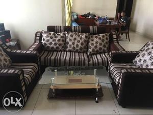 3+1+1 Sofa Set (Table also included)(good