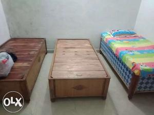 Girls And boYs Hostel Available onlY  per bed