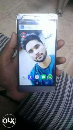 I m selling my mobile 4g o