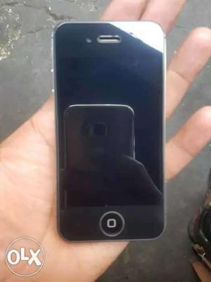 IPhone 4S 64 GB black colour showroom condition