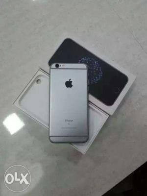 IPhone 6 32 GB 2 month old 10 month warranty full