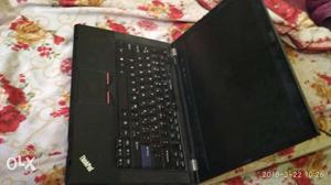 Lenovo T420 Laptop Core i5 4 GB Ram 320 GB hard