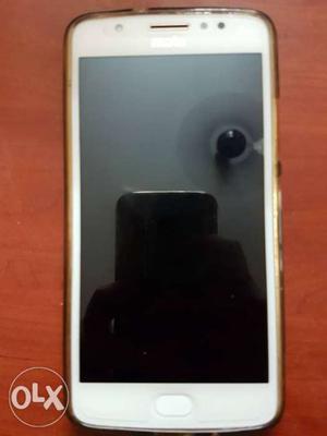 Motorola e4 16gb. Less than 6 months used. With a