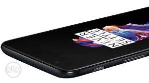 Oneplus 5 in new condition.. 6gb ram and 64 gb