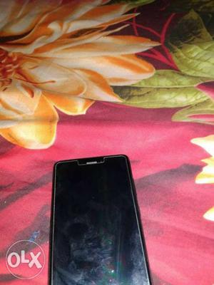 Only six months old good condition phone