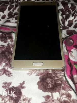 Samsung A7 4g mobile phone with Bill box (crack