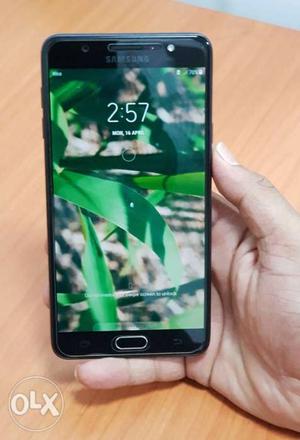 Samsung J7 Max Gud condition phone