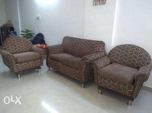 Solid wood 2+1+1 Sofa Set with nice fabric and