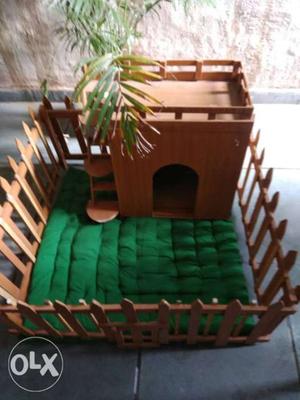 Wooden dog house for small breed 2 mattress