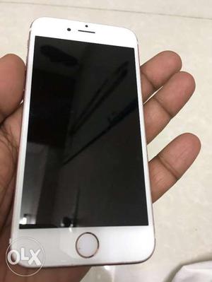 Apple iPhone 6S 16 GB with charger