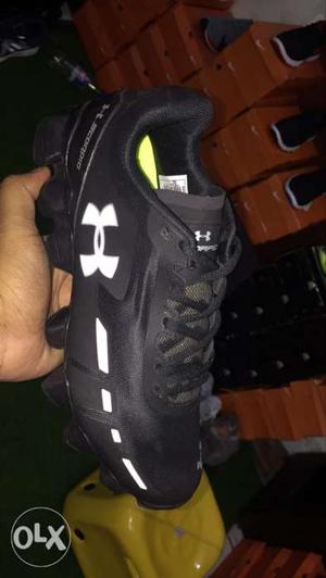 Black Under Armour Glider Shoes