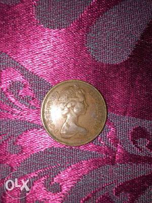 I have a coin of two pence. (Currency of united