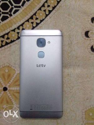 Letv Le 2 grey mint condition. 1year used girl