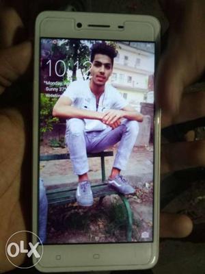 Oppo A37..all ok phone..around one year old