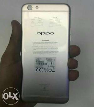 Oppo f3 8 months old. Good condition no fault...No exchange