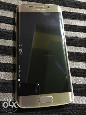 Samsung s6 edge 32gb gold It's in mint condition