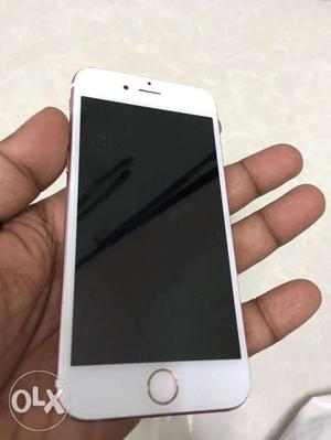 Sell or exchange Apple iPhone 6S 64 GB with charger