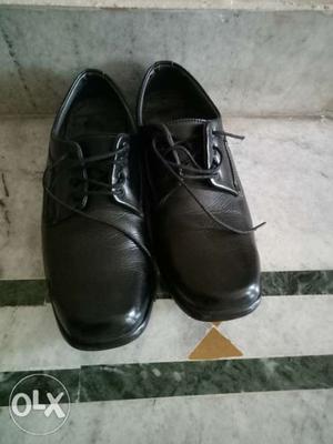 Want to sale formal black micro lether 7 no. shoe