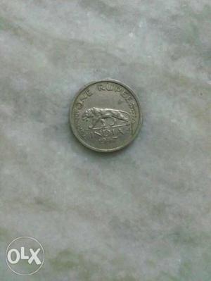 It's an  one rupee coin if any one interested